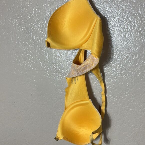 Victoria’s Secret 34D push up front clasp cross back lace yellow shimmer bra - Picture 5 of 5
